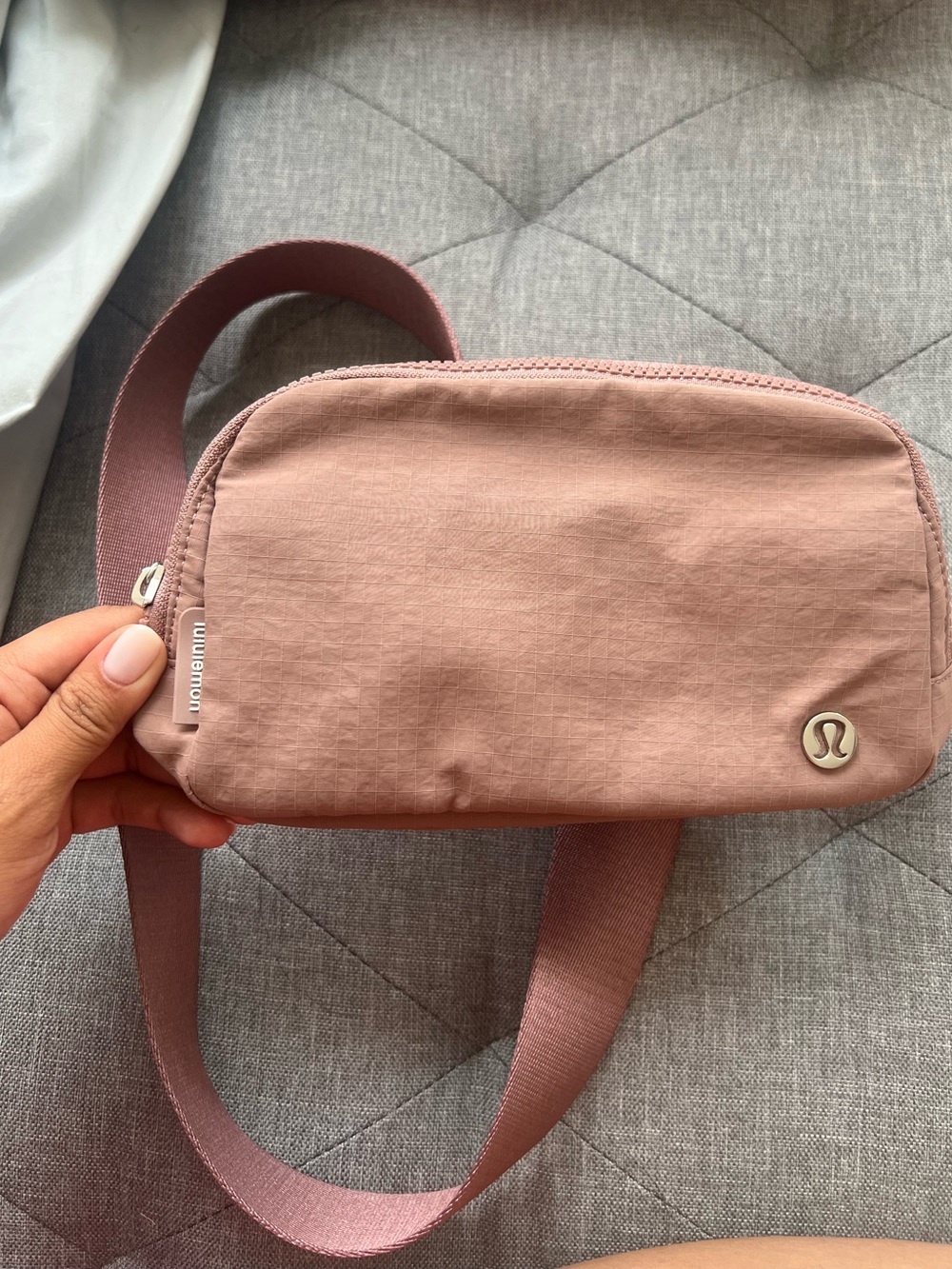 lululemon athletica dusty rose Everyday Crossbody Bag mini